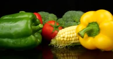 4K蔬菜瓜果有机蔬菜绿色蔬菜烹饪食材视频的预览图
